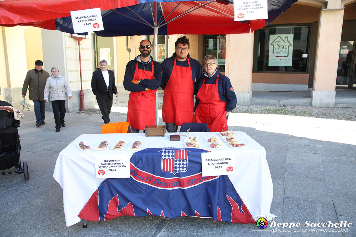 VBS_6746 - Fiera Storica di San Giuseppe 2024 - Alla Corte del Vino Barbera...la Salsiccia di Bra.jpg